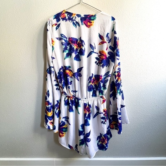 Show Me Your MuMu Red Rocks Romper in Petal Paint - White and Blue - Size S - Picture 5 of 10